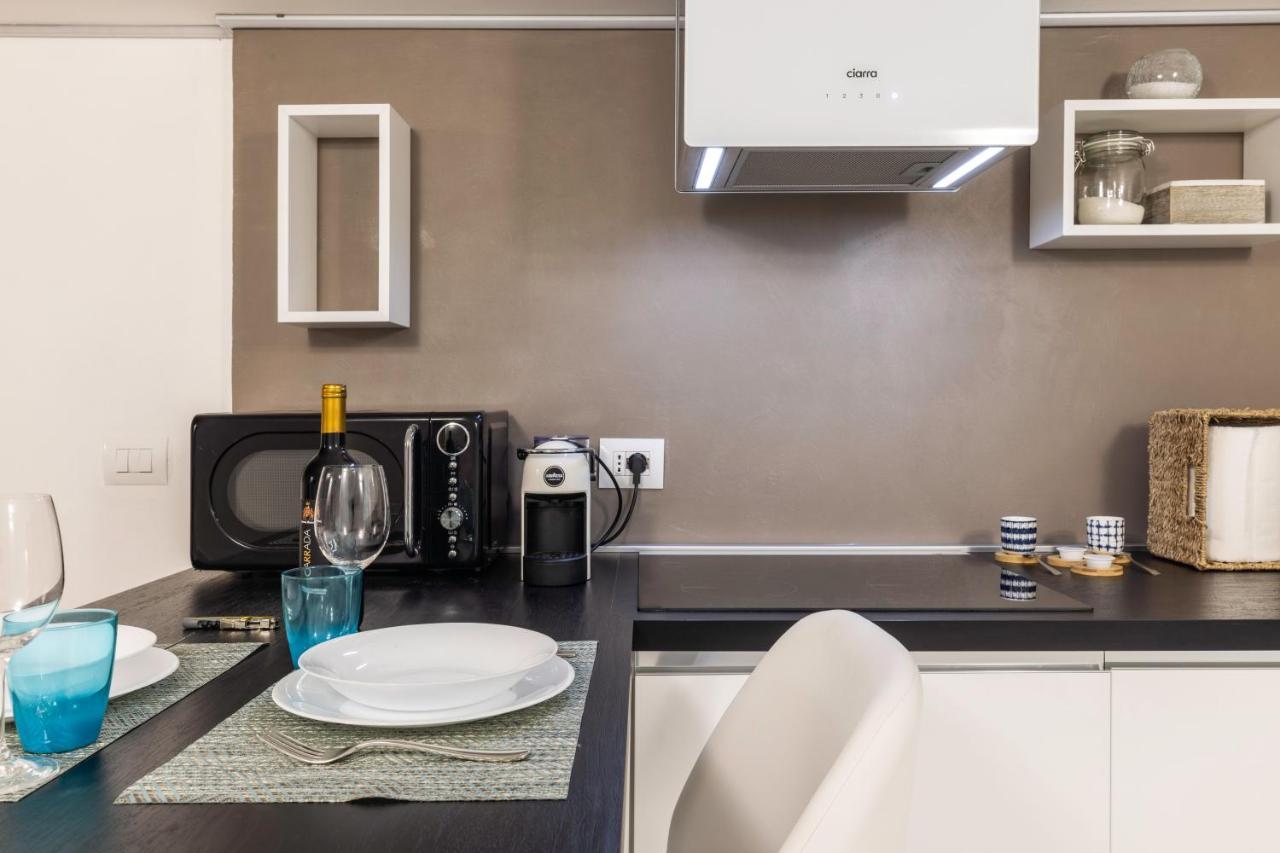 Casa Vacanze Nel Cuore Di Cagliari Bagian luar foto